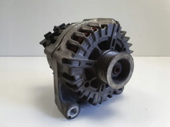 BMW E87 E90 2.0 D N47 ALTERNATOR 7802261 AI04 FG18S019 180A valeo 2543461C