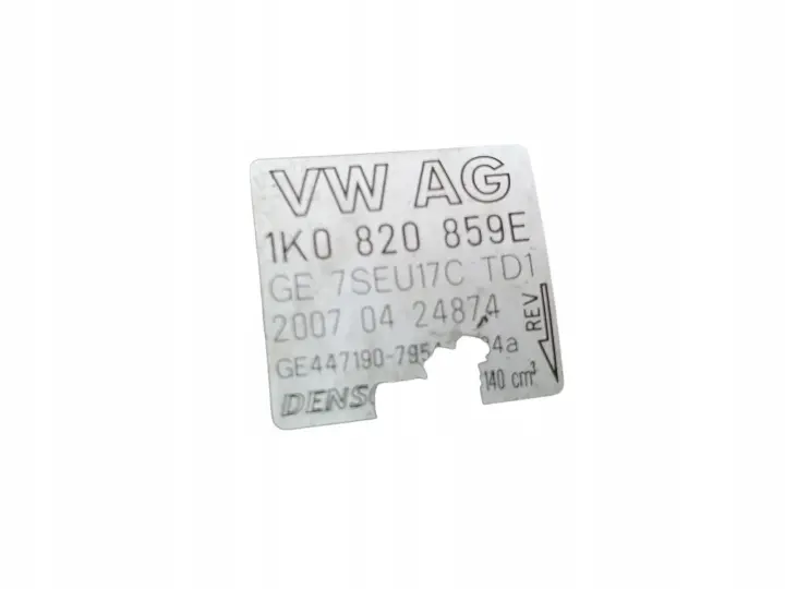 a03e50c3cfb62f55e93dba27a3d781d7