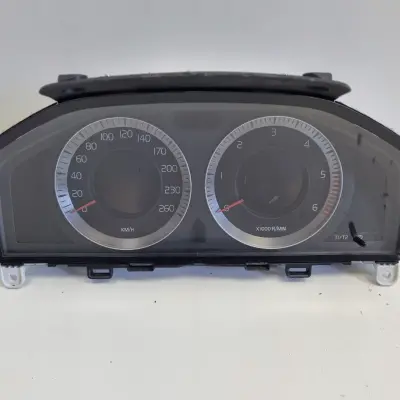 Volvo XC60 Diesel LICZNIK ZEGARY Europa 31270851AA