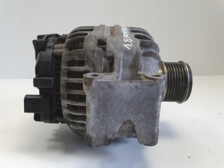 Mercedes W203 CLK W209 1.8 K ALTERNATOR