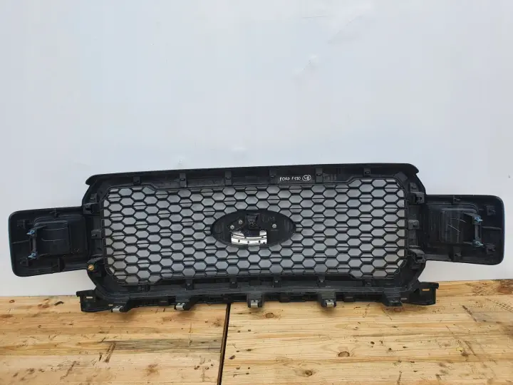 Ford F150 LIFT 18-21r PRZEDNIA ATRAPA GRIL GRILL