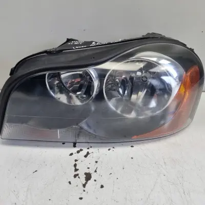 Volvo XC90 02-06r PRZEDNIA LAMPA LEWA lewy przód EUROPA 8620571