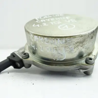 Porsche Cayenne 4.2 TDI POMPA VACUM 059145100J