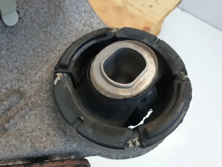 Range Rover Sport II L494 3.0 D TYLNE SANKI TYŁ