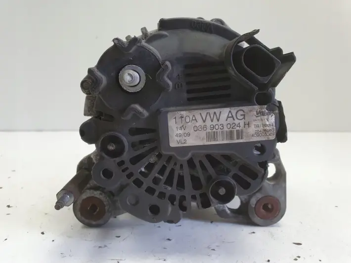 VW Golf IV 1.4 16V ALTERNATOR valeo 036903024H 110A