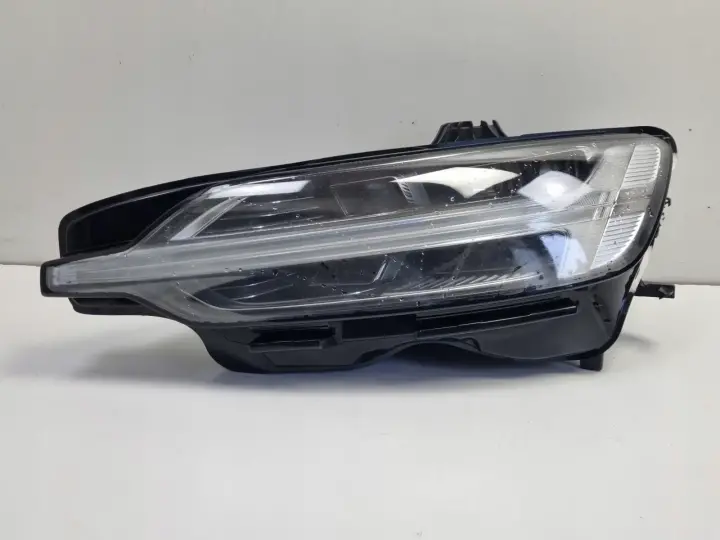 Volvo V60 II S60 III PRZEDNIA LAMPA LEWA lewy przód FULL LED EUROPA