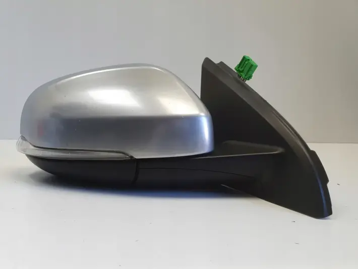 Volvo V60 LIFT LUSTERKO PRAWE PASAŻERA europa 31352478 podświetlany 12 pin