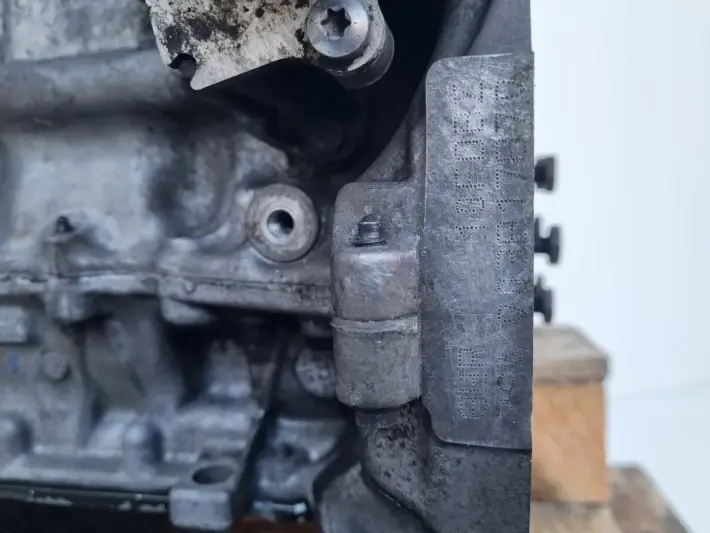SILNIK KOMPLET Peugeot 5008 1.6 HDI eHDI 112KM 137tyś 9H05 9HR