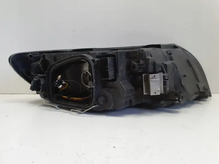 Volvo S40 II V50 LIFT XENON PRZEDNIA LAMPA LEWA lewy przód 31265698