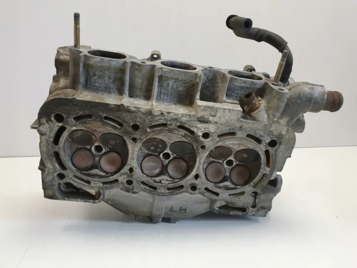 Subaru Outback III 3.0 H6 GŁOWICA CYLINDRÓW