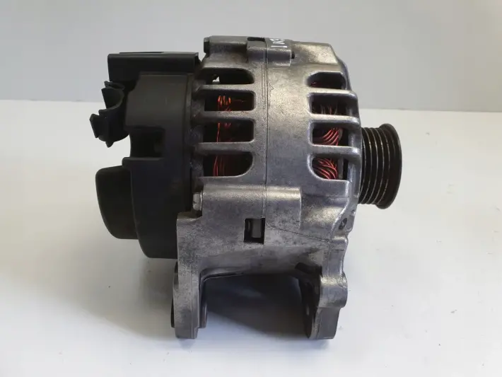 VW Polo IV Skoda Fabia II 1.2 6V ALTERNATOR valeo 03D903025H 70A