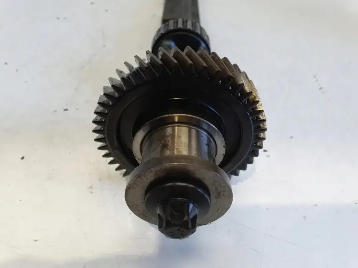 BMW E90 2.0 D WAŁEK BALANSUJĄCY Wałki balansujące balansowe N47D20