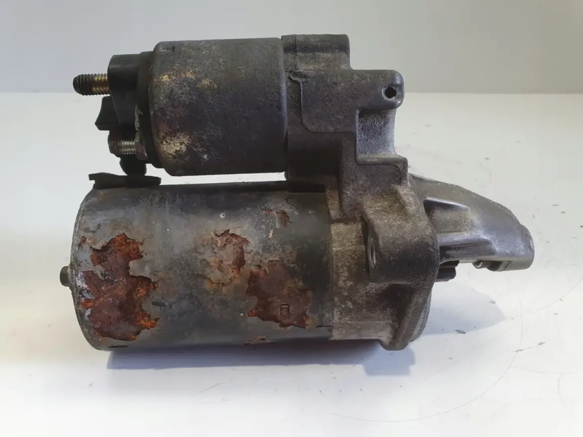 Ford Focus MK2 II 1.6 16V ROZRUSZNIK bosch 0001107417
