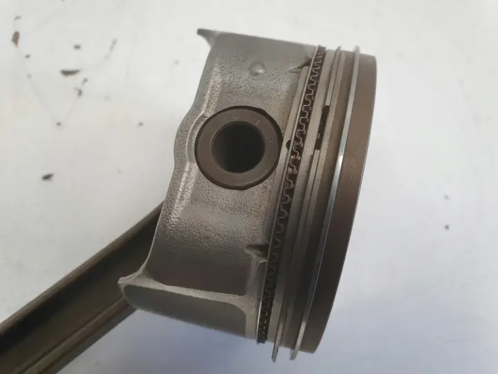 Ford Mondeo MK3 III 2.0 16V TŁOK KORBOWÓD CJBA CJBB