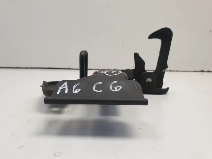 Audi A6 C6 RYGIEL MASKI Zamek