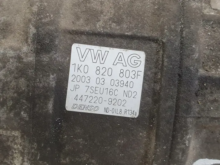 VW Golf V 1.6 FSI SPRĘŻARKA KLIMATYZACJI 1K0820803F