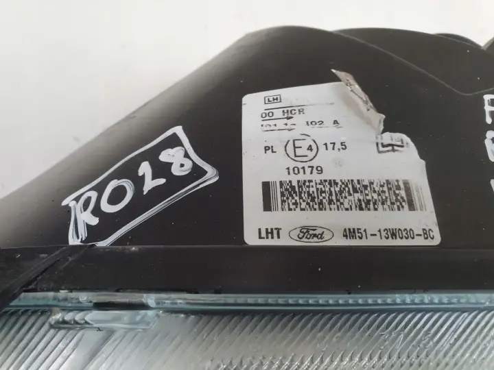 Ford Focus mk2 02-06 PRZEDNIA LAMPA LEWA lewy przód anglik 4M51-13W030-BC