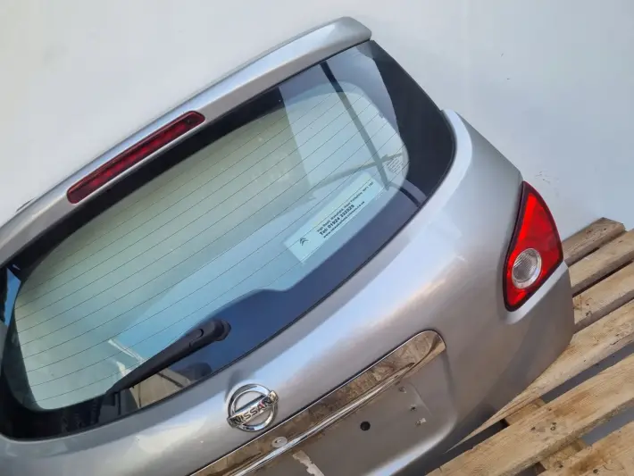 Nissan Qashqai J10 TYLNA TYLNIA KLAPA BAGAŻNIKA TYŁ KY0G KYOG KYO KY0