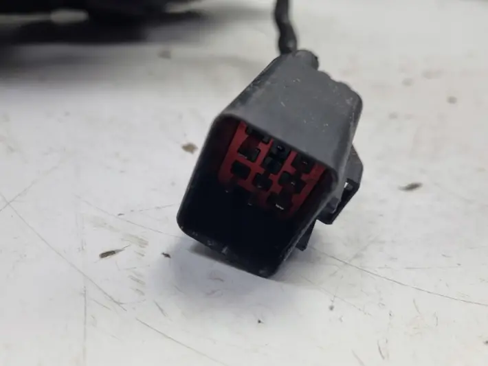 Volvo V60 S60 II PRZEDNIA LAMPA PRAWA prawy przód XENON EUROPA 31299991