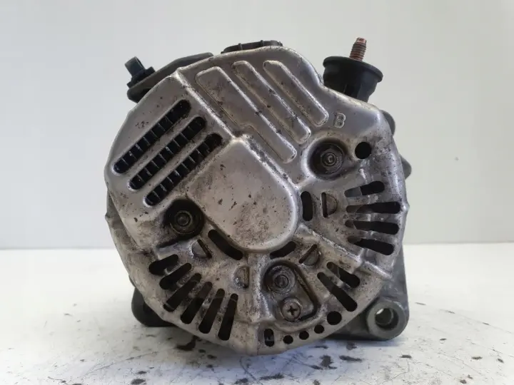 Toyota Avensis T22 2.0 VVTI ALTERNATOR denso 3A