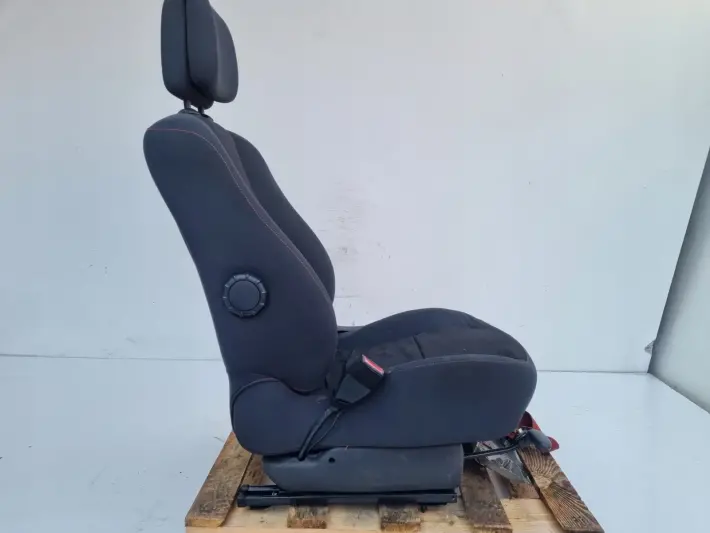 Renault Scenic II Conquest FOTEL FOTELE KOMPLET FOTELI europa
