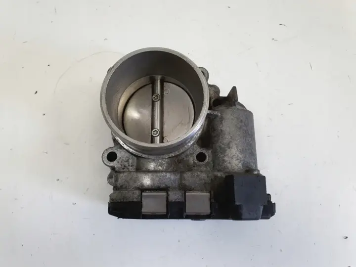 Mercedes W203 CLK W209 1.8 K PRZEPUSTNICA A2711410025 0280750076