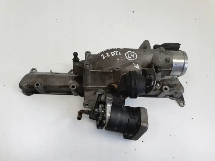 Opel Vectra C 2.2 DTI ZAWÓR EGR kolektor 00005321A8