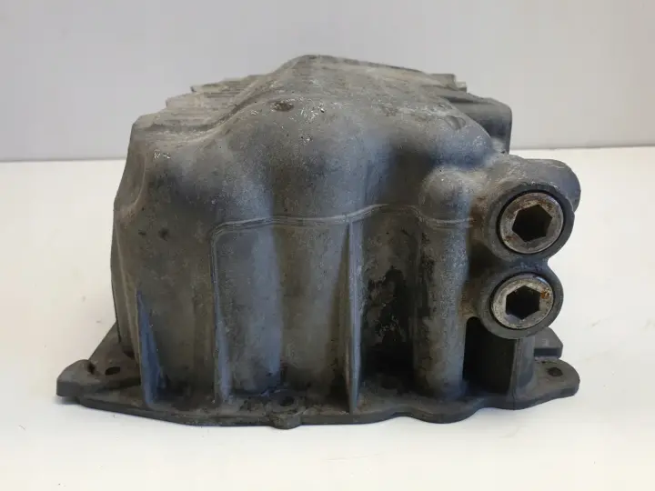 Pt Cruiser 2.4 16V MISKA OLEJU olejowa 04884387