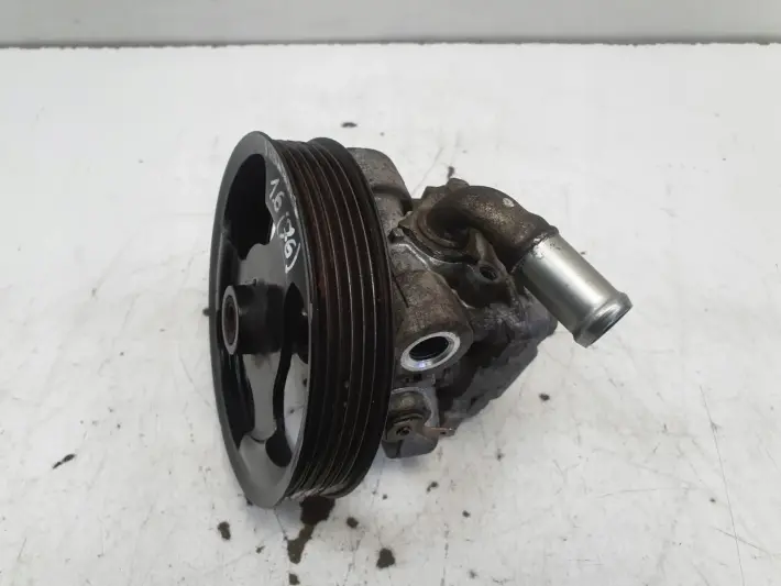 Mazda 3 BK 1.6 16V POMPA WSPOMAGANIA kyb