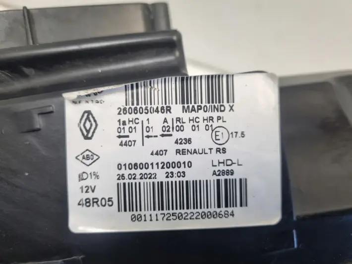 Renault Clio IV LIFT PRZEDNIA LAMPA LEWA lewy przód FULL LED EUR 260605046R