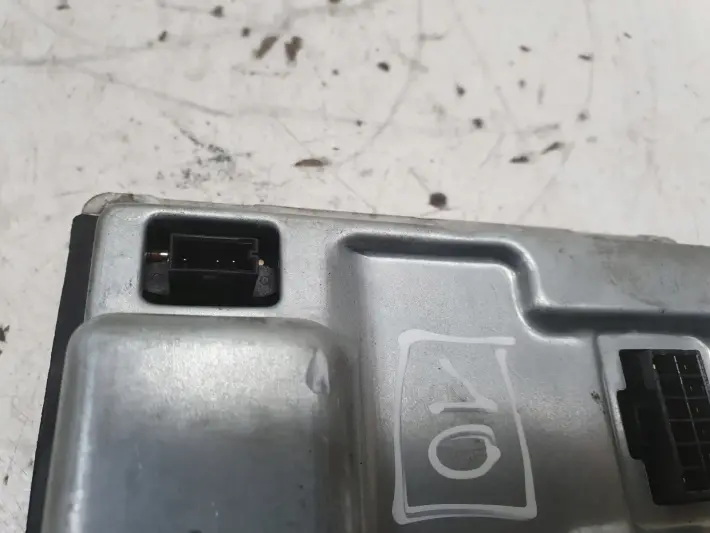 Volvo Renault Citroen Audi PRZETWORNICA Led Valeo 89032133 15 Pin