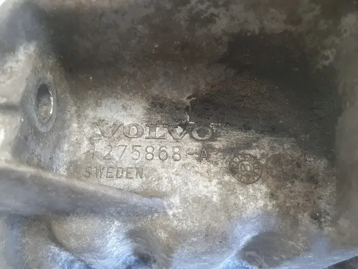 Volvo S80 S60 V70 II 2.4 T turbo MISKA OLEJOWA oleju 1275868 1275868A