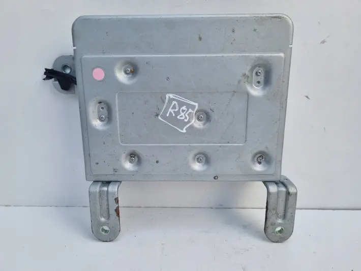 Volvo V60 I S60 II V40 II WZMACNIACZ RADIA 31409935 31409935AA