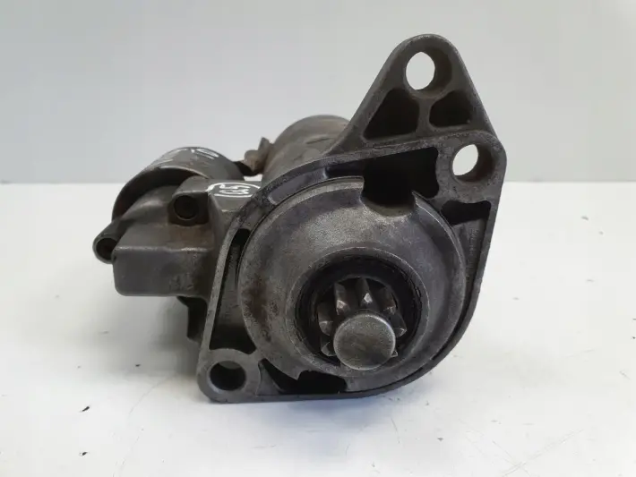 VW Transporter T4 1.9 TD ROZRUSZNIK Bosch 020911024AX 02B911023D