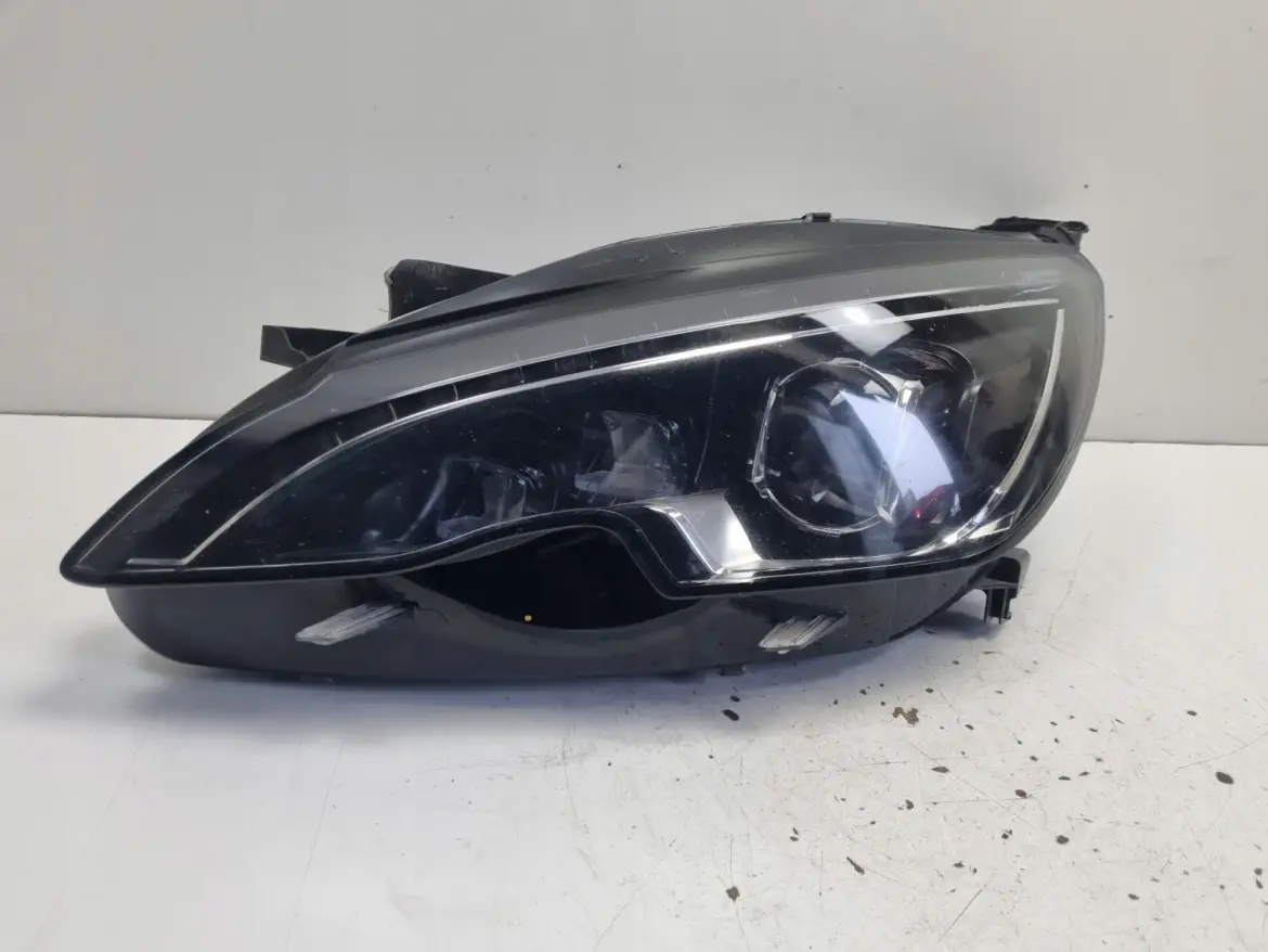 Peugeot 308 T9 II LIFT PRZEDNIA LAMPA LEWA lewy przód FULL LED EUR 96778324