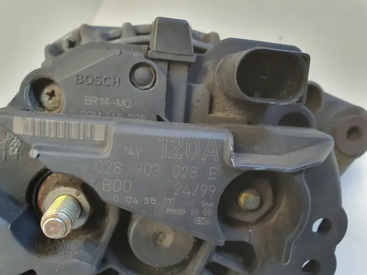 Audi A3 8L Golf IV 1.9 TDI ALTERNATOR 028903028E 0124515010 120A