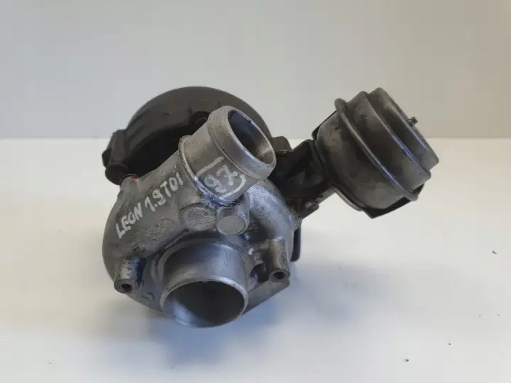 Seat Ibiza II 1.9 TDI TURBOSPRĘŻARKA turbo 028145702N