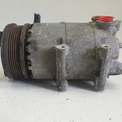 Volvo V70 III 2.0 16V SPRĘŻARKA KLIMATYZACJI pompa