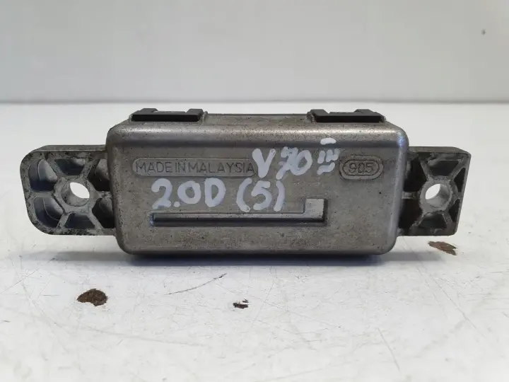 Volvo V70 III 2.0 D PRZEKAŹNIK ŚWIEC ZAROWYCH 0281033145