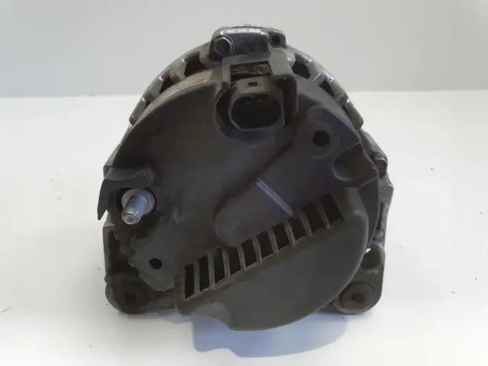 Skoda Fabia I VW Polo IV 1.2 12V ALTERNATOR valeo 03D903025J
