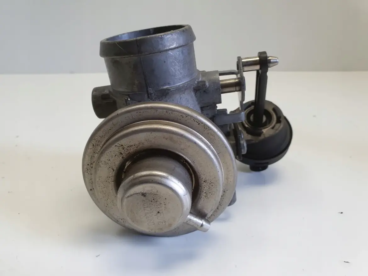 VW Bora 1.9 TDI ZAWÓR EGR 038131501E