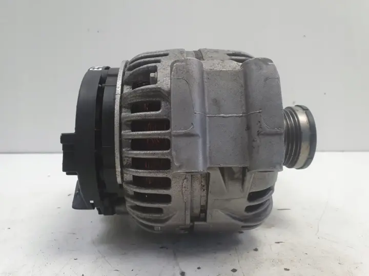 BMW E46 2.0 i ALTERNATOR