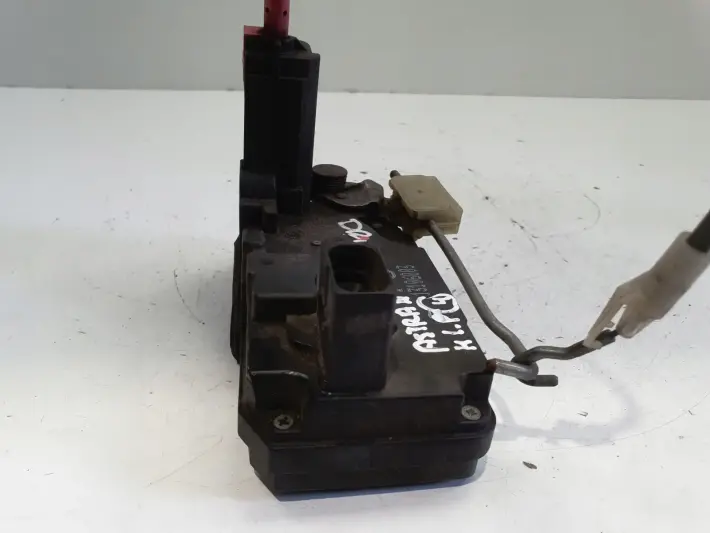 Opel Astra H ZAMEK DRWI Prawy tył pasażera 13106003