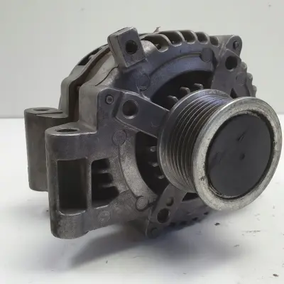 Toyota Avensis T25 2.0 D4D ALTERNATOR