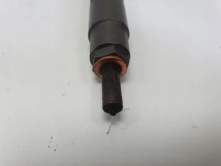 Volvo V70 III XC70 II lift 2.0D D4 WTRYSKIWACZ PALIWA Wtrysk 31405404