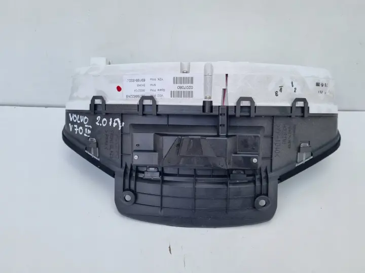 Volvo S80 II V70 III XC70 II 2.0 16V LICZNIK ZEGARY Europa 30786622AB