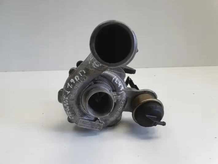 Renault Megane I 1.9 DCI TURBOSPRĘŻARKA turbo 8200046681