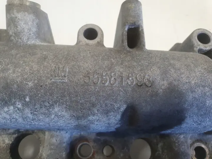 Opel Insignia 2.0 CDTI POKRYWA ZAWORÓW wałki 55581593
