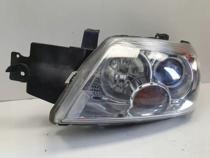 Mitsubishi Outlander I LIFT 01-06r PRZEDNIA LAMPA LEWA lewy przód EUROPA