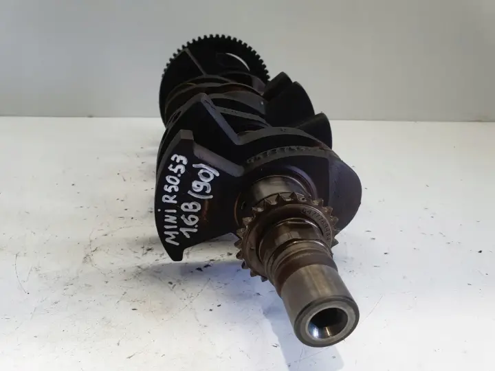 Mini Cooper R50 R53 1.6 16V WAŁ KORBOWY 04777684AA